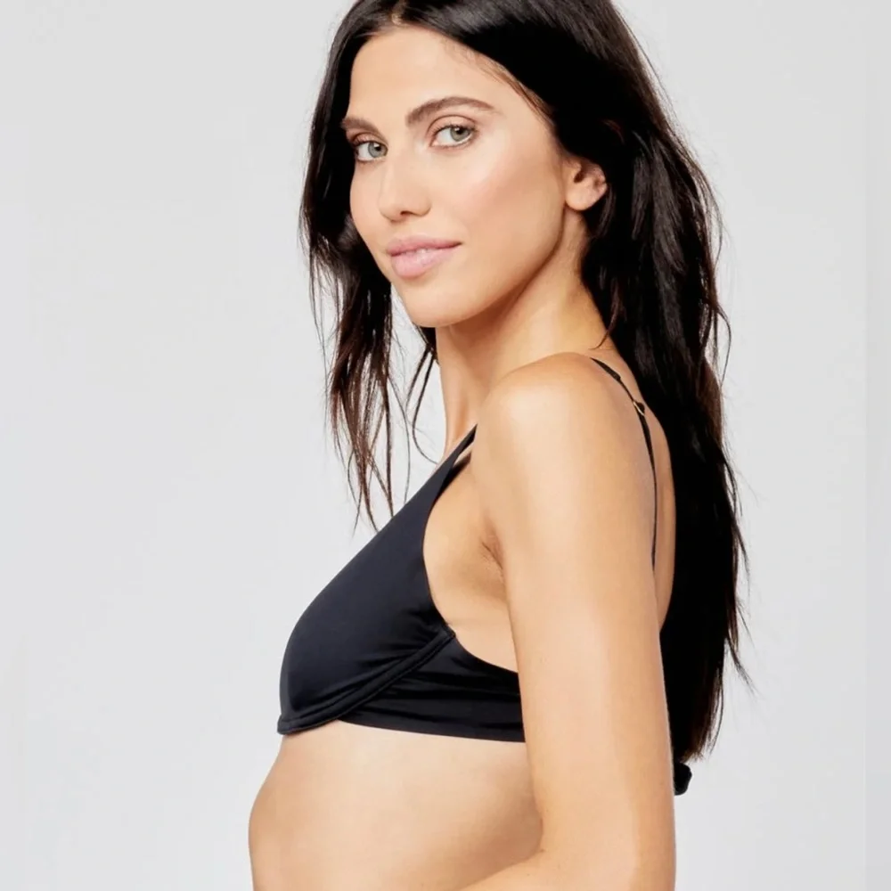 NWT L*Space Black Bikini Top